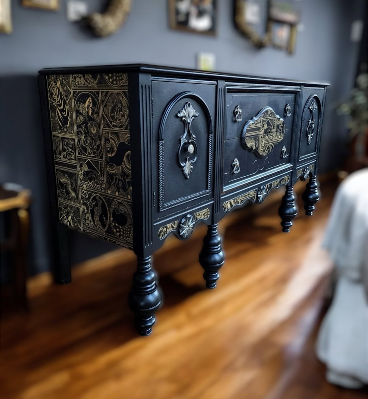 Black Gold Illustrated Sideboard